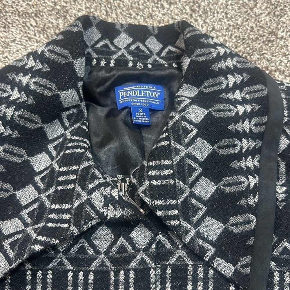 Pendleton virgin wool Aztec houndstooth jacket. S… - image 2